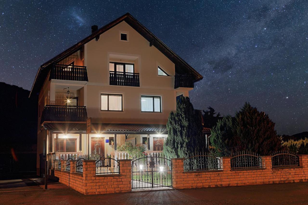 Lorena Apartament Otočac