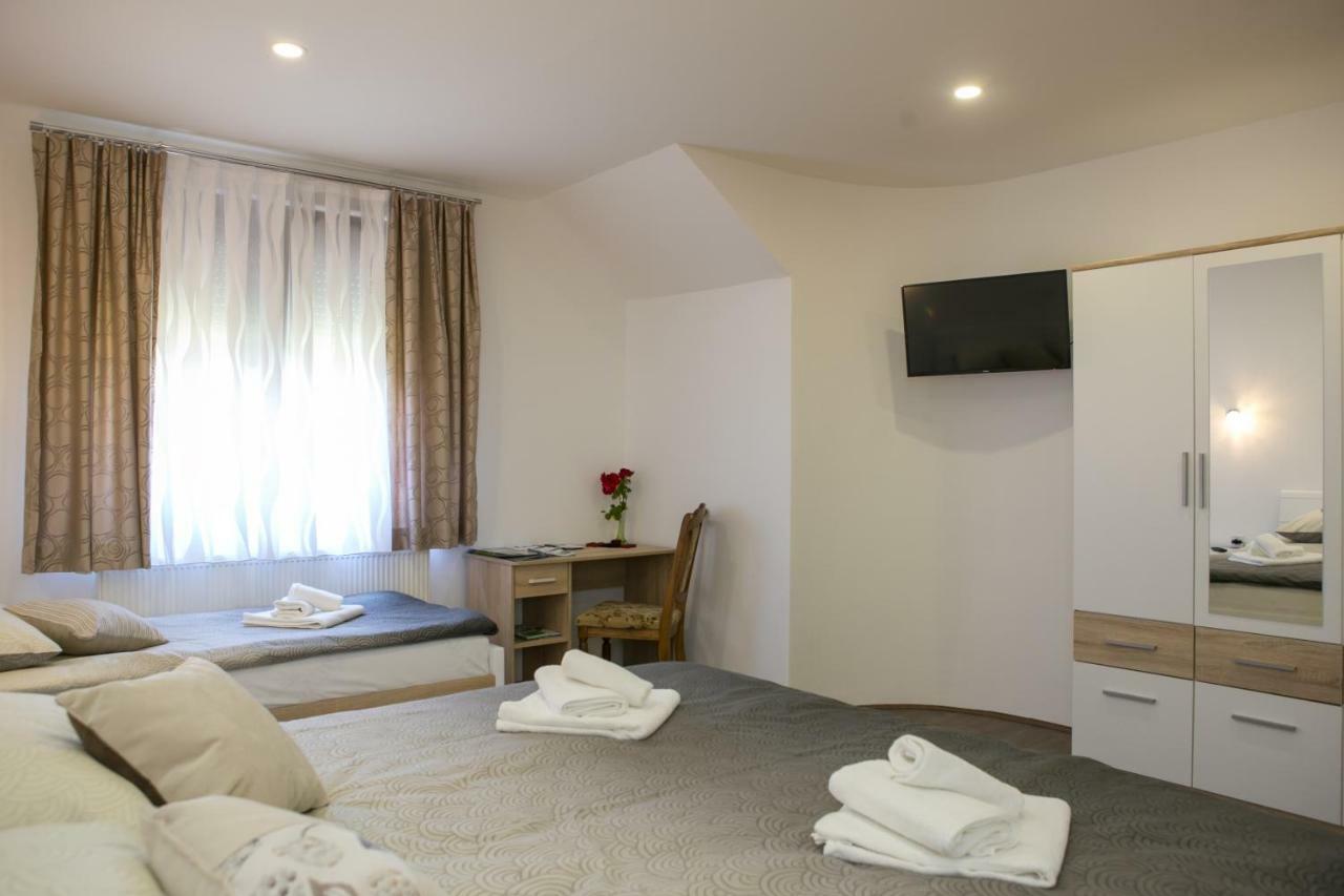 Lorena Apartment Otocac