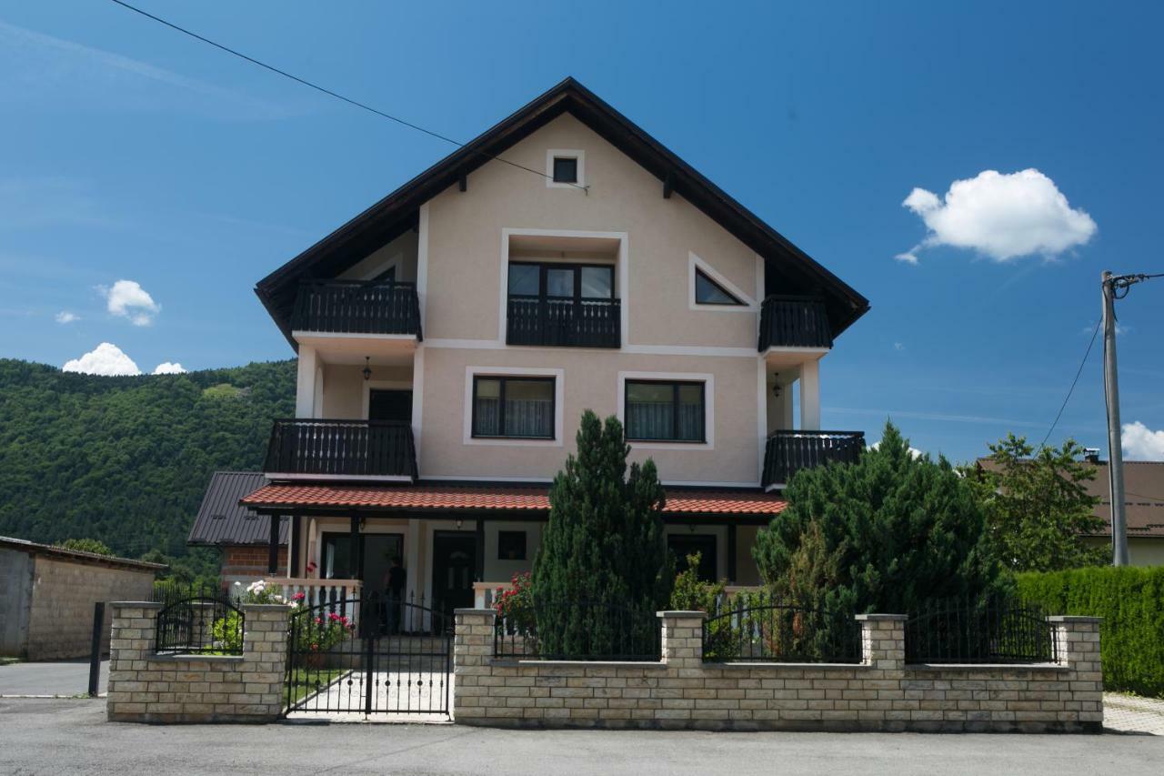 Apartament Lorena *
